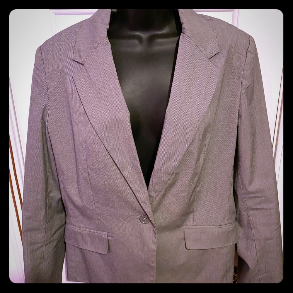 NY&CO Black/white mini pin stripe blazer